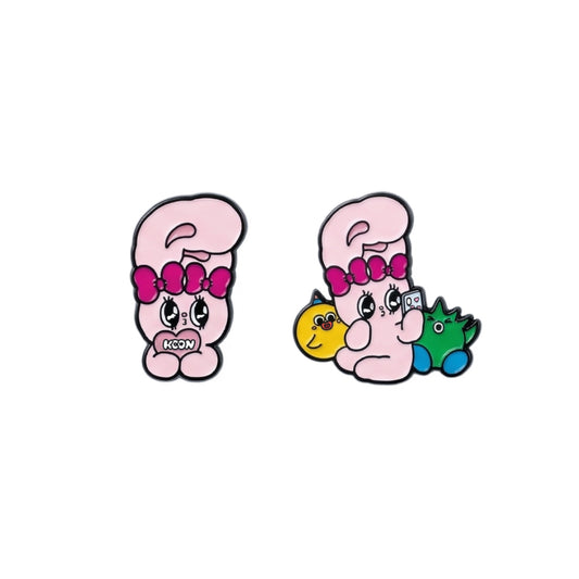 KCON X ESTHER BUNNY BADGE SET